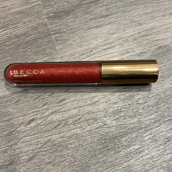 NIB NWT Becca Volcano Goddess Glow Gloss in Ruby Fire - Picture 3 of 6